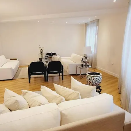 Daire Premium Penthouse For 4 Adults In The Heart Of The *