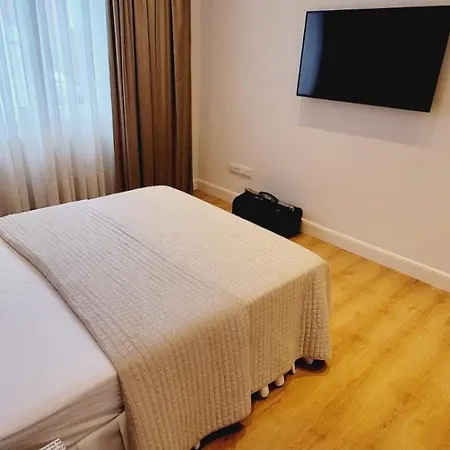 Premium Penthouse For 4 Adults In The Heart Of The Daire Oviedo