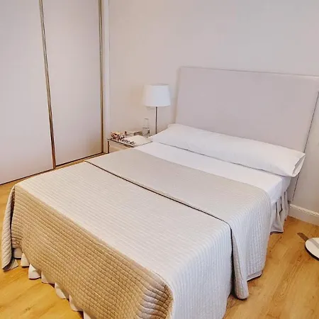 Premium Penthouse For 4 Adults In The Heart Of The Daire *