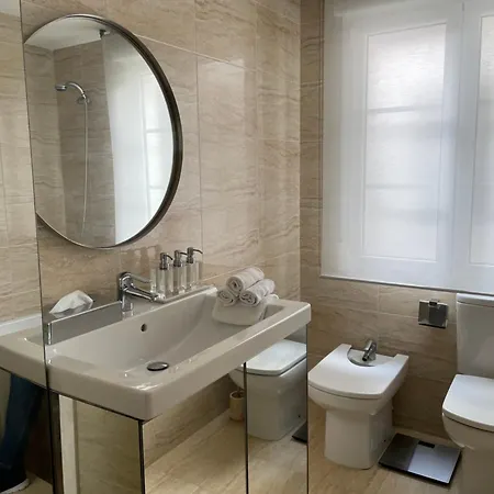 Premium Penthouse For 4 Adults In The Heart Of The Daire